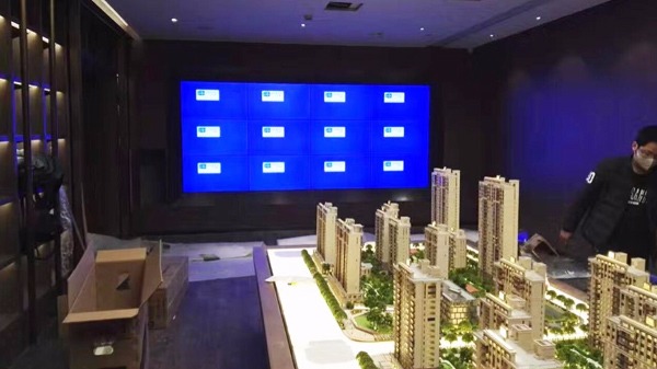 中億?？萍几嬖V您，哪些因素會影響到拼接屏的價(jià)格！
